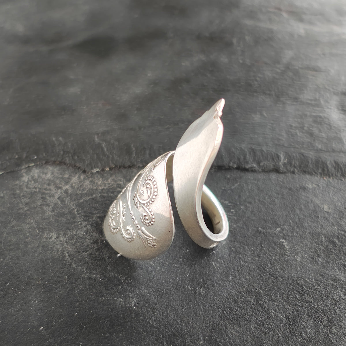 Spoon 'dress ring'.