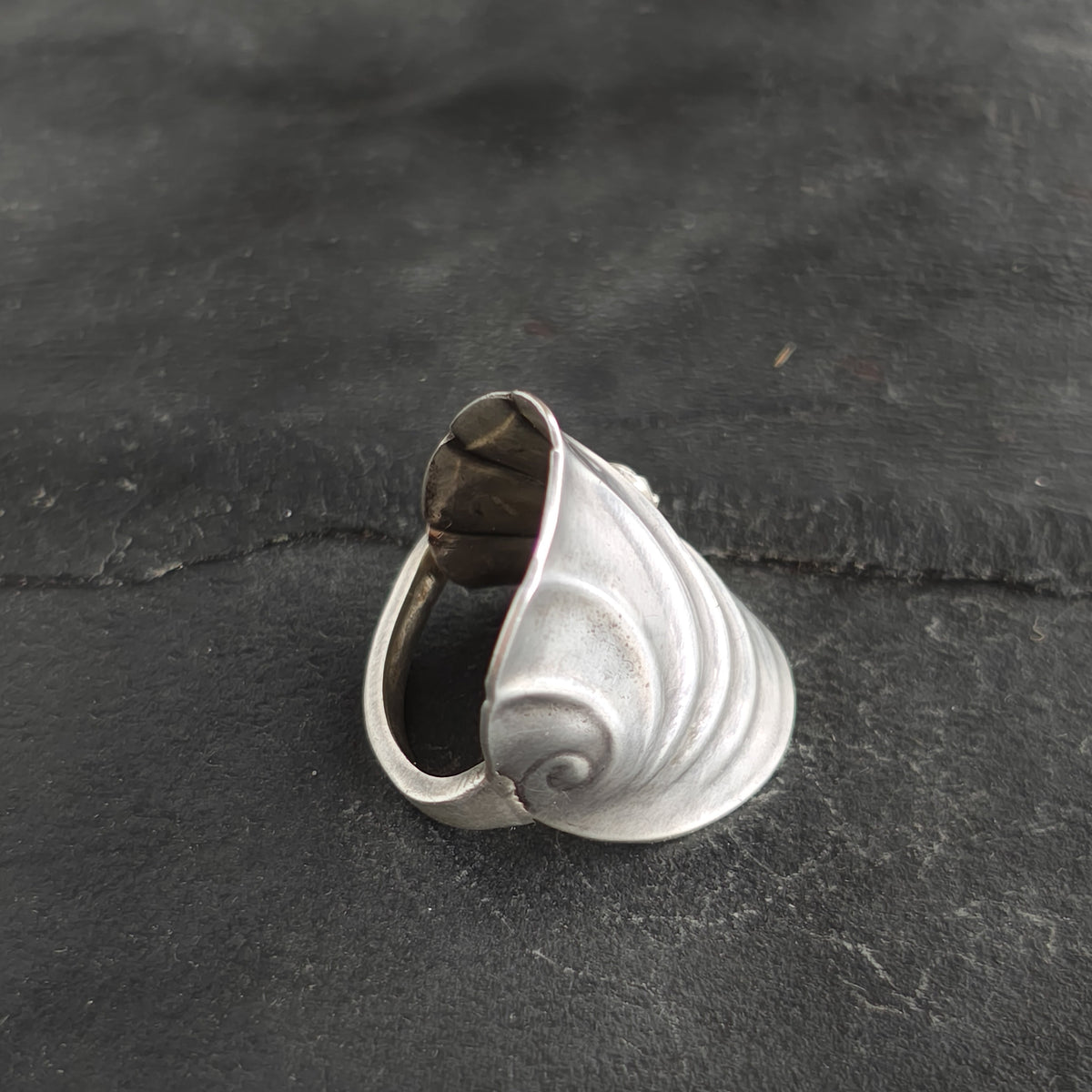 Spoon 'dress ring'.