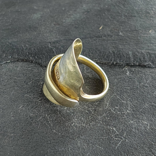 Spoon 'dress ring'.
