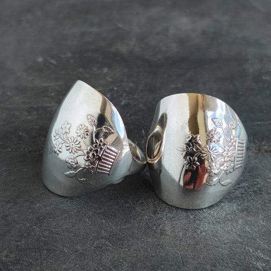 Spoon ring.