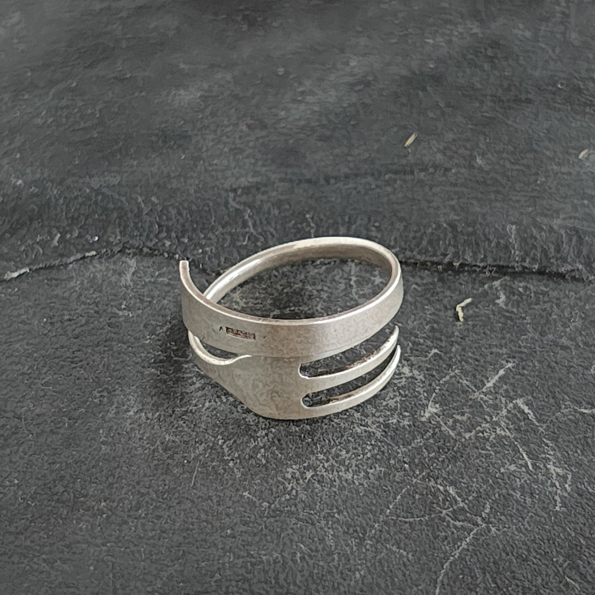 Fork ring.