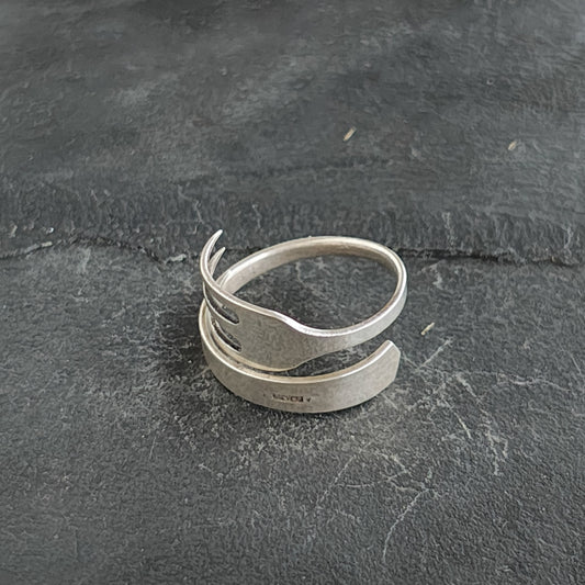 Fork ring.