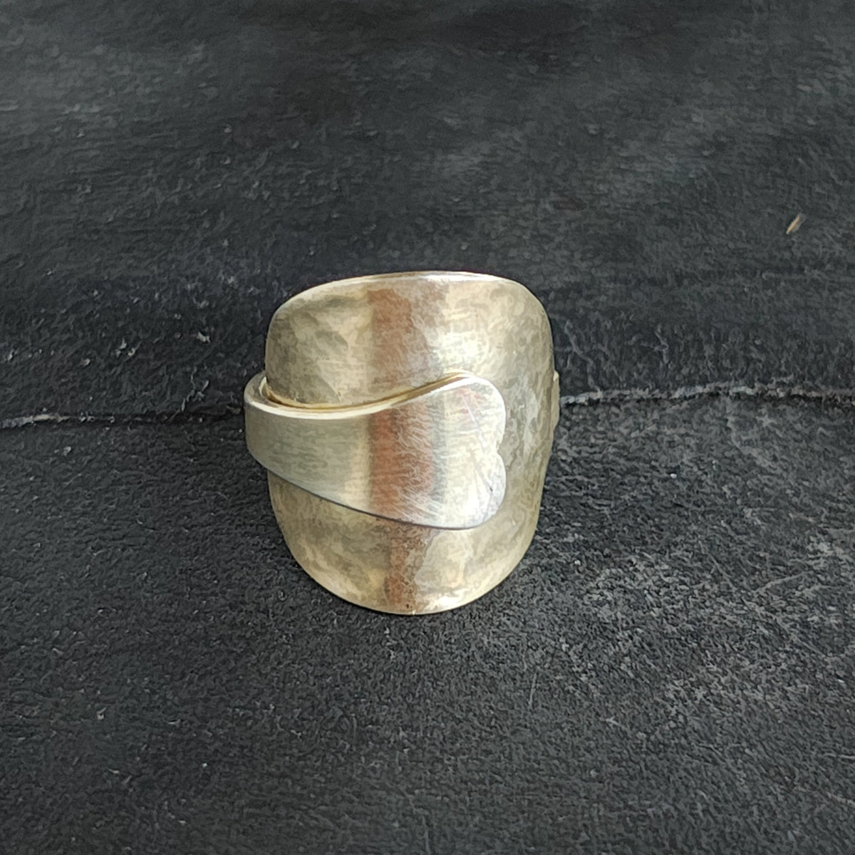 Spoon 'dress ring'.