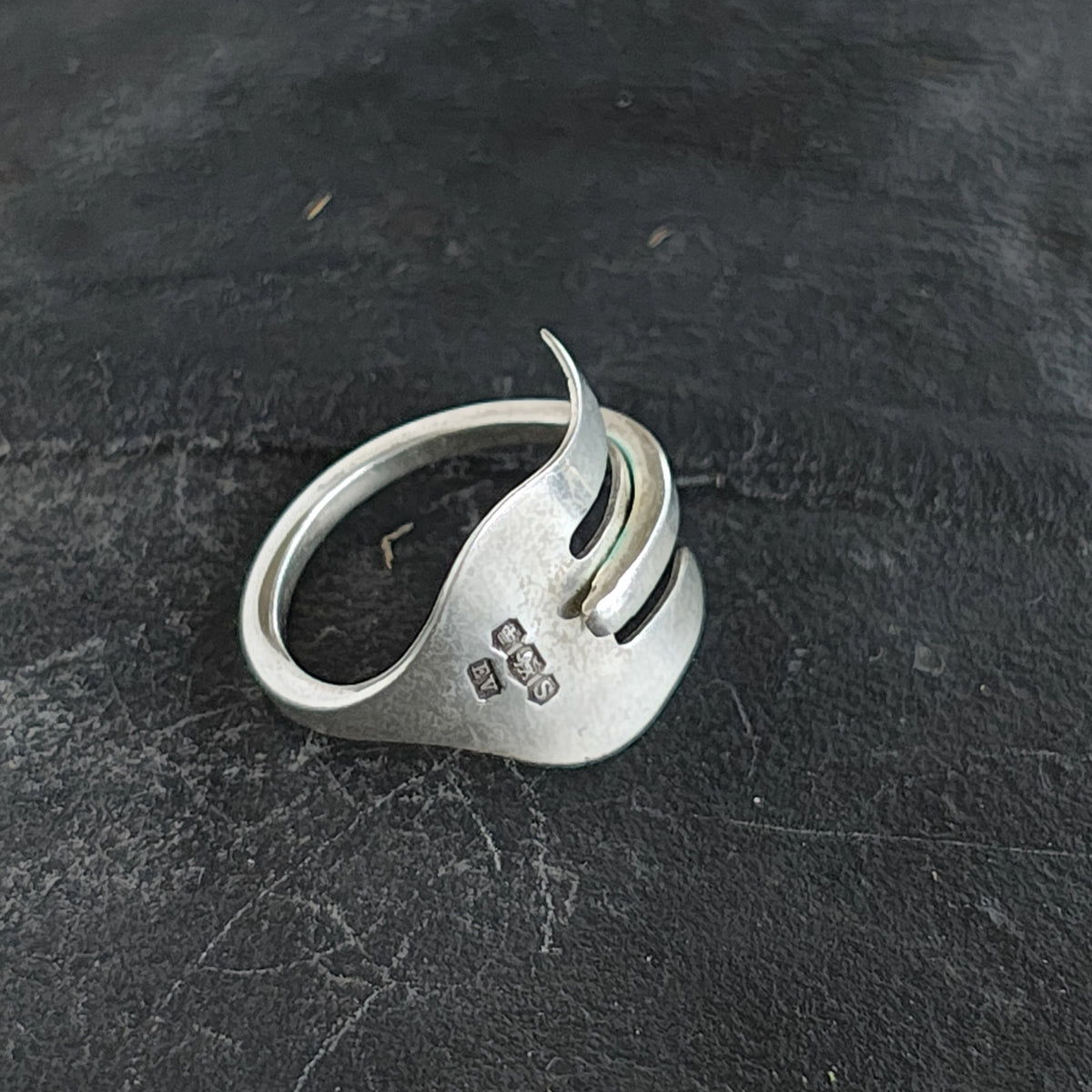 Fork ring.